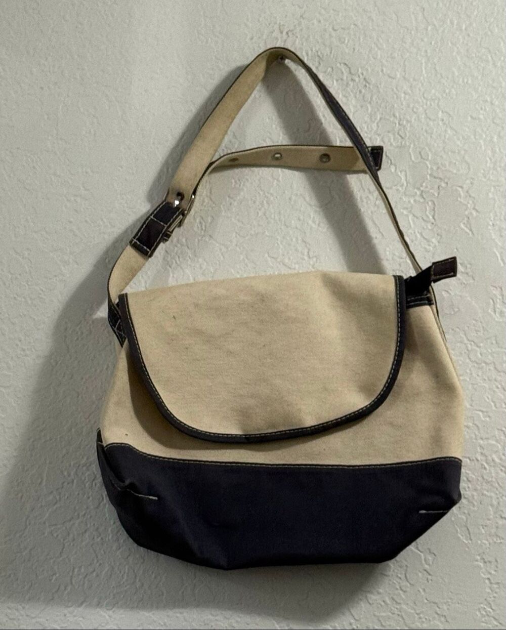 LL BEAN Natural Canvas Messenger Shoulder Handbag Natural/Dark Blue